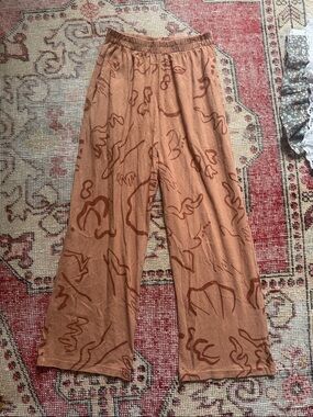 Abstract pattern pants